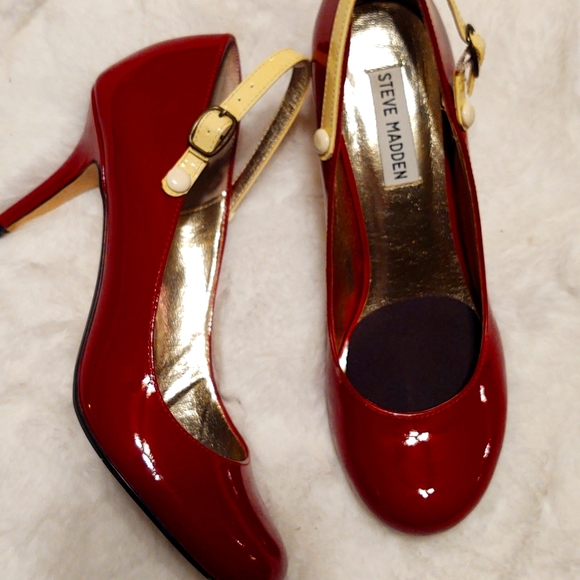 Steve Madden Shoes - Steve Madden heels. Beautiful deep red patten leather with beige straps.
